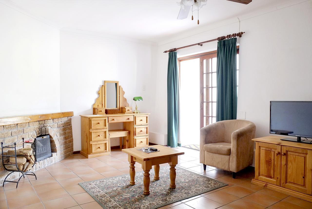 Houw Hoek Hotel Botrivier Extérieur photo